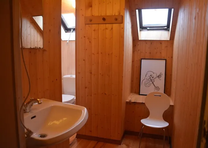 La Source Bed & Breakfast